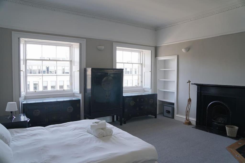 Prime Edinburgh City Centre - 4 Bed Penthouse Exterior photo