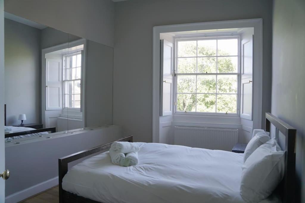 Prime Edinburgh City Centre - 4 Bed Penthouse Exterior photo